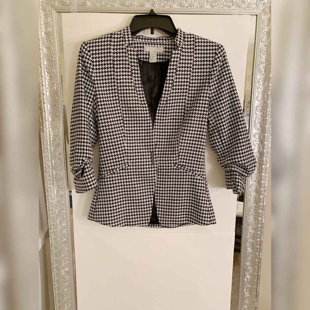 H&M Black and white blazer